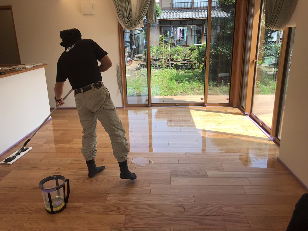 施工中（コーティング塗布）