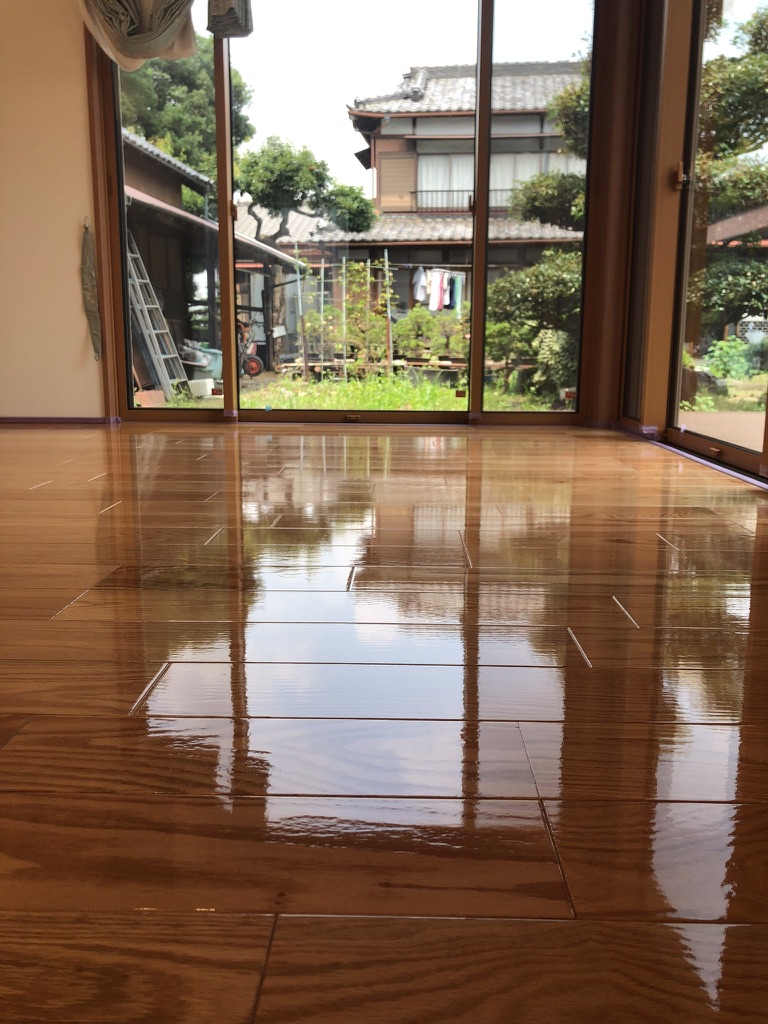 施工中（UV硬化）